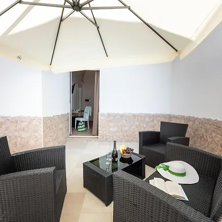 Dimora Le Volte Bed and Breakfast Lecce Camera foto